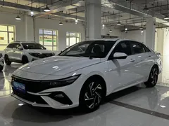 2023 Hyundai Elantra 1.5L CVT GLX Elite, белый — фото 1