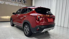 2023 Kia Seltos 1.5L IVT Luxury, красный — фото 6
