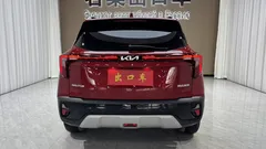 2023 Kia Seltos 1.5L IVT Luxury, красный — фото 7