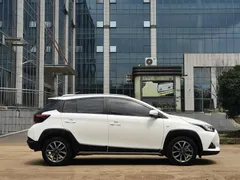 2022 Toyota Yaris L Zhixuan X 1.5L CVT Luxury Plus, белый — фото 4