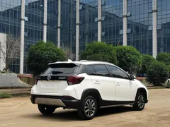 2022 Toyota Yaris L Zhixuan X 1.5L CVT Luxury Plus, белый — фото 5