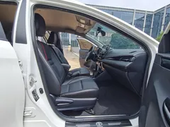 2022 Toyota Yaris L Zhixuan X 1.5L CVT Luxury Plus, белый — фото 11