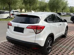 2022 Honda Vezel 1.5L CVT Elite, белый — фото 4