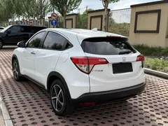 2022 Honda Vezel 1.5L CVT Elite, белый — фото 6