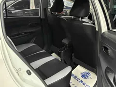 2022 Toyota Yaris L Zhixuan X 1.5L CVT Leading Plus, белый — фото 6
