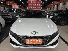 2021 Hyundai Elantra 1.5L CVT Leading GLS, белый — фото 2