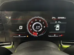 2021 Hyundai Elantra 1.5L CVT Leading GLS, белый — фото 9