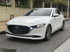 2023 Mazda Mazda3 2.0L AT, белый — фото 1