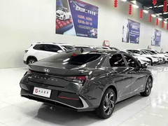 2023 Hyundai Elantra 1.5L CVT GLX Elite — фото 4