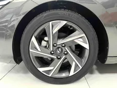 2023 Hyundai Elantra 1.5L CVT GLX Elite — фото 16
