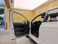 2023 Volkswagen Polo Plus 1.5L AT, белый — фото 6