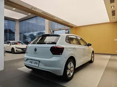 2023 Volkswagen Polo Plus 1.5L AT, белый — фото 27