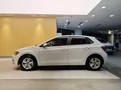 2023 Volkswagen Polo Plus 1.5L AT, белый — фото 6