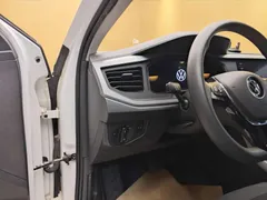 2023 Volkswagen Polo Plus 1.5L AT, белый — фото 11