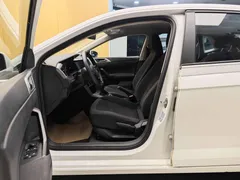 2023 Volkswagen Polo Plus 1.5L AT, белый — фото 13