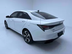 2022 Hyundai Elantra 1.5L CVT GLX Elite, белый — фото 6