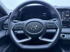 2022 Hyundai Elantra 1.5L CVT GLX Elite, белый — фото 9