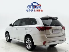 2021 Mitsubishi Outlander 2.0L 2WD 5 Seats, белый — фото 6
