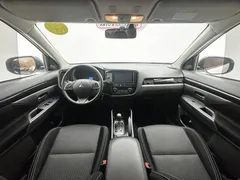 2021 Mitsubishi Outlander 2.0L 2WD 5 Seats, белый — фото 11