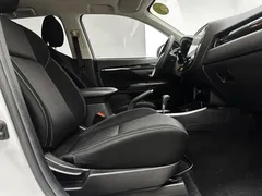 2021 Mitsubishi Outlander 2.0L 2WD 5 Seats, белый — фото 12