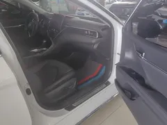 2023 Toyota Camry 2.0GVP Leading, белый — фото 10