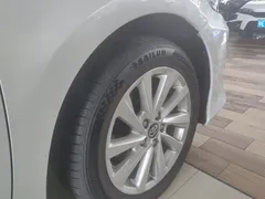 2023 Toyota Camry 2.0GVP Leading, белый — фото 11