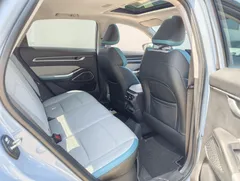 2023 Geely Emgrand 4th Gen Champion 1.5L CVT Flagship — фото 12
