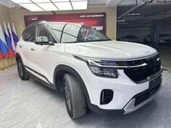 2023 Kia Seltos 1.5L IVT Luxury, белый — фото 3