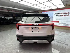 2023 Kia Seltos 1.5L IVT Luxury, белый — фото 5