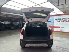 2023 Kia Seltos 1.5L IVT Luxury, белый — фото 14