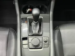2022 Mazda Mazda3 2.0L AT, белый — фото 12