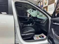 2023 Kia Seltos 1.5L IVT Luxury, белый — фото 10