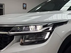 2023 Kia Seltos 1.5L IVT Luxury, белый — фото 21
