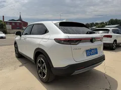2023 Honda Vezel 1.5L CVT Tech, белый — фото 15