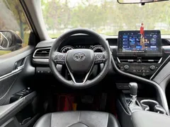 2023 Toyota Camry 2.0G Luxury, белый — фото 11