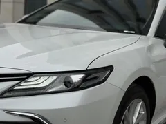 2023 Toyota Camry 2.0G Luxury, белый — фото 19
