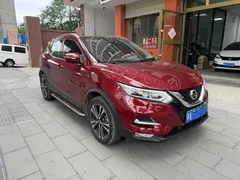 2022 Nissan Qashqai 2.0L XV Prem Luxury, красный — фото 3