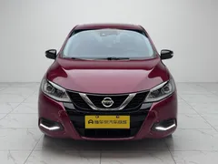 2023 Nissan Tiida 1.6L CVT, красный — фото 2