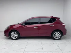 2023 Nissan Tiida 1.6L CVT, красный — фото 4