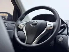 2023 Nissan Tiida 1.6L CVT, красный — фото 11