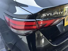 2022 Nissan Sylphy 1.6L XL CVT Enjoy, чёрный — фото 18
