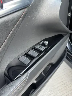 2021 Toyota Camry 2.5G Luxury, чёрный — фото 15