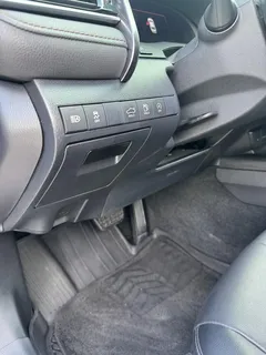2021 Toyota Camry 2.5G Luxury, чёрный — фото 17