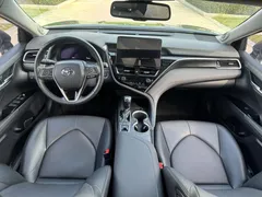 2021 Toyota Camry 2.5G Luxury, чёрный — фото 19