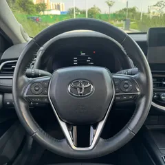 2021 Toyota Camry 2.5G Luxury, чёрный — фото 21