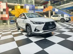 2022 Toyota Yaris L Zhixuan X 1.5L CVT Luxury Plus, белый — фото 3