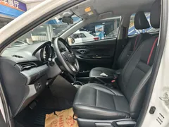 2022 Toyota Yaris L Zhixuan X 1.5L CVT Luxury Plus, белый — фото 8