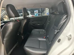 2022 Toyota Yaris L Zhixuan X 1.5L CVT Luxury Plus, белый — фото 9