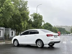 2021 Geely Emgrand UP 1.5L CVT, белый — фото 8