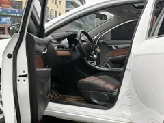 2021 Geely Emgrand UP 1.5L CVT, белый — фото 9